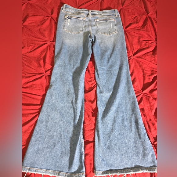 Edgely Distressed Flare Jeans (J505) - Picture 2 of 8